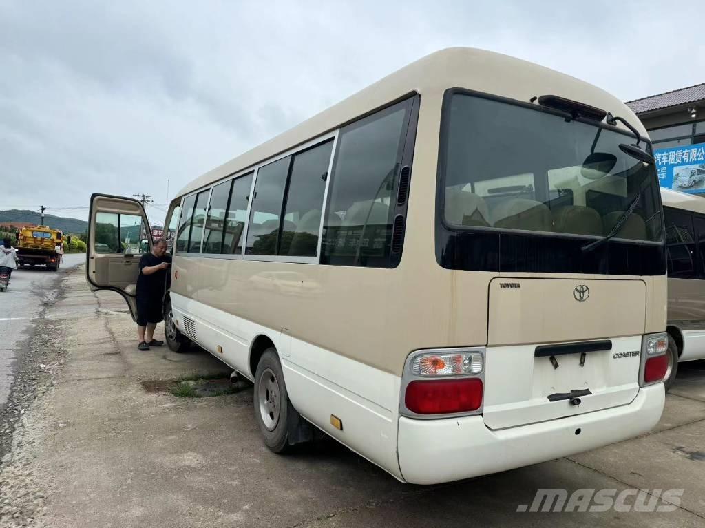 Toyota Coaster Bus Mini buszok