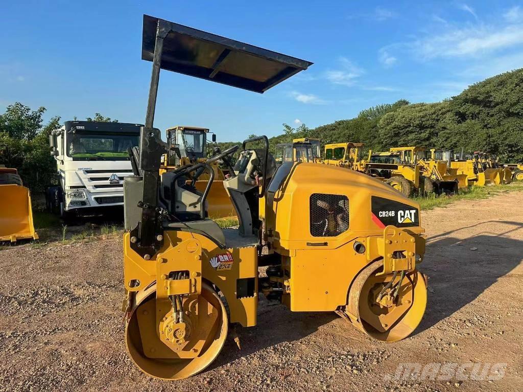 CAT CB 24 B Ikerdobos hengerek
