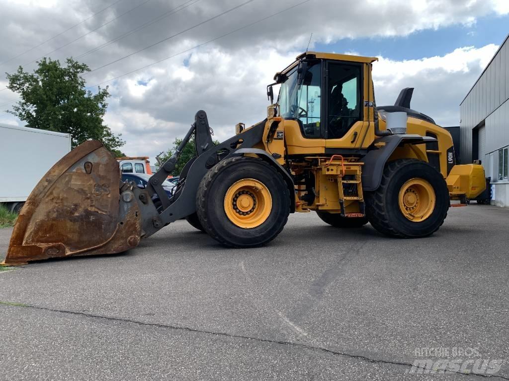 Volvo L 90 H Gumikerekes homlokrakodók