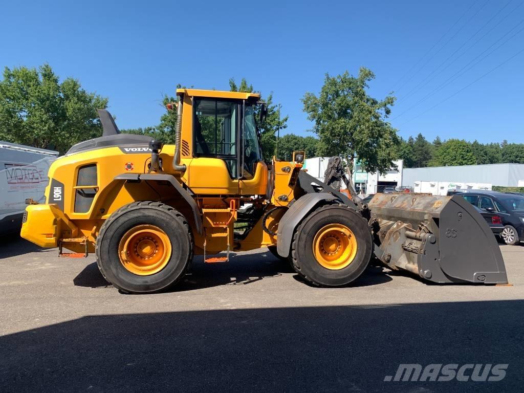 Volvo L 90 H Gumikerekes homlokrakodók