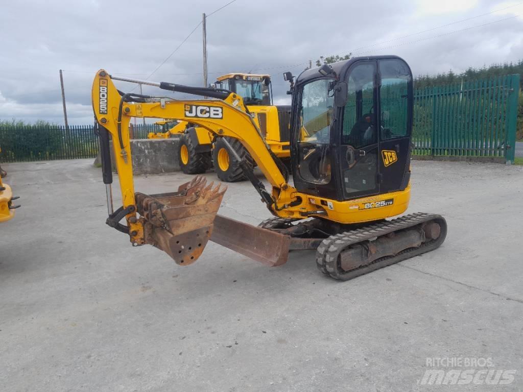 JCB 8025 Mini kotrók < 7t