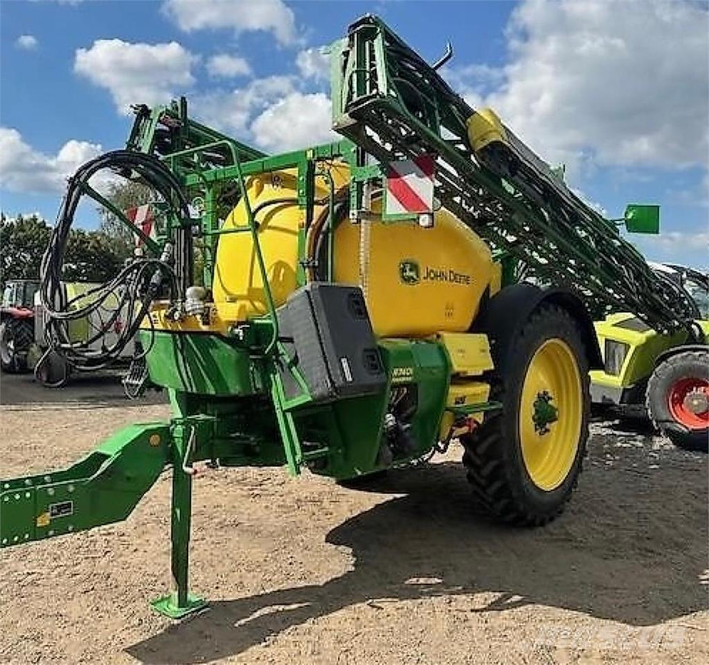 John Deere R740i Vontatott trágyaszórók
