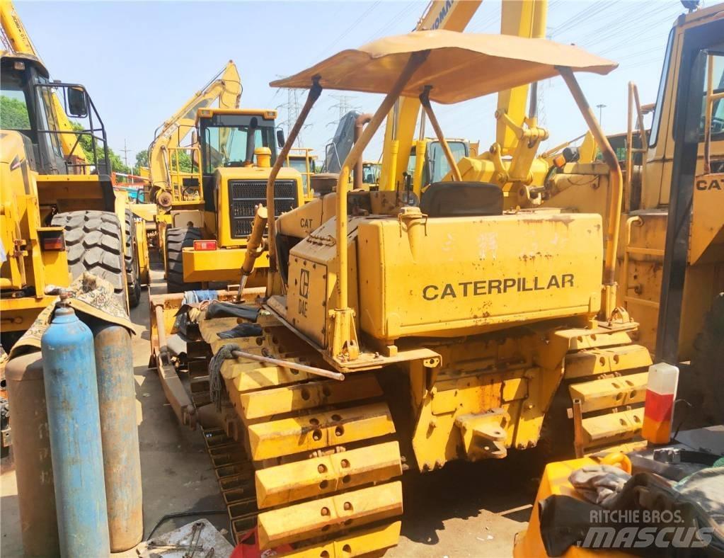 CAT D 4 E lánctalpas dózerek