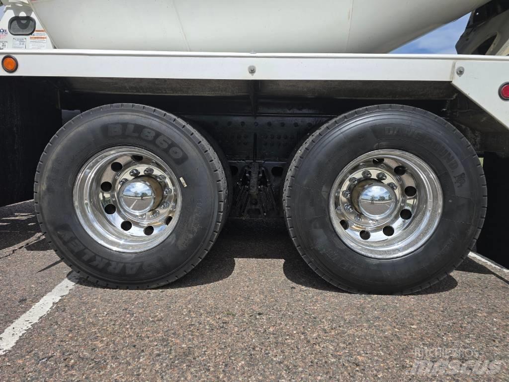 Kenworth T 880 Egyéb