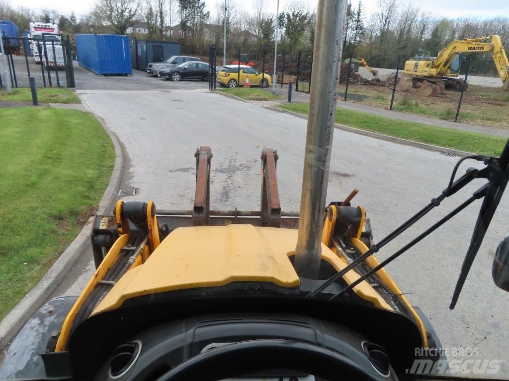 JCB 3 CX 14 Kotrórakodók