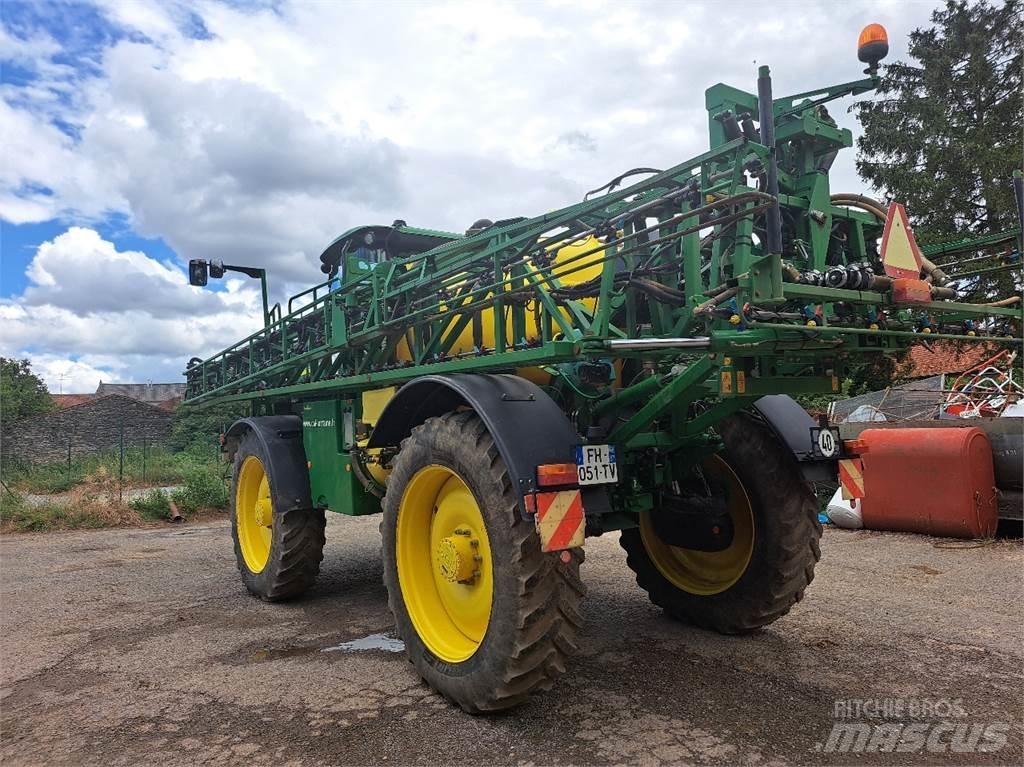 John Deere R4040 I Önjáró trágyaszórók