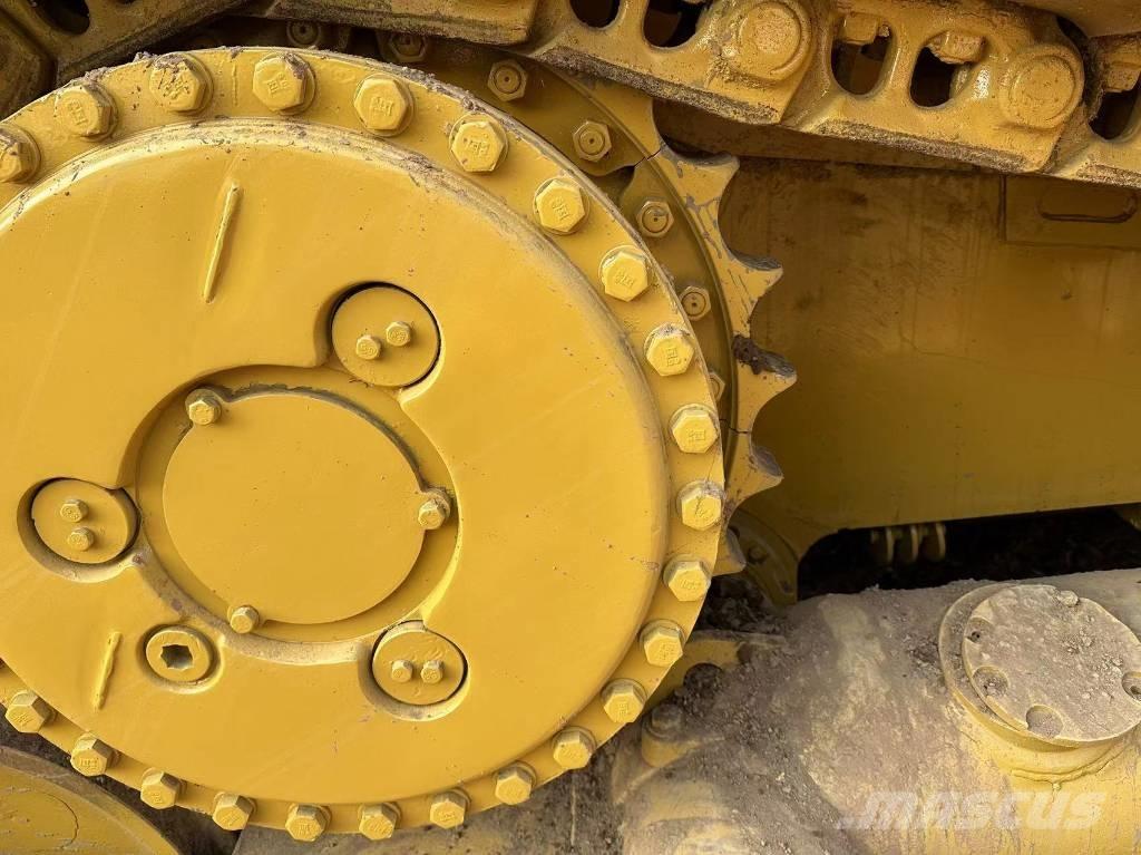 CAT D8R lánctalpas dózerek