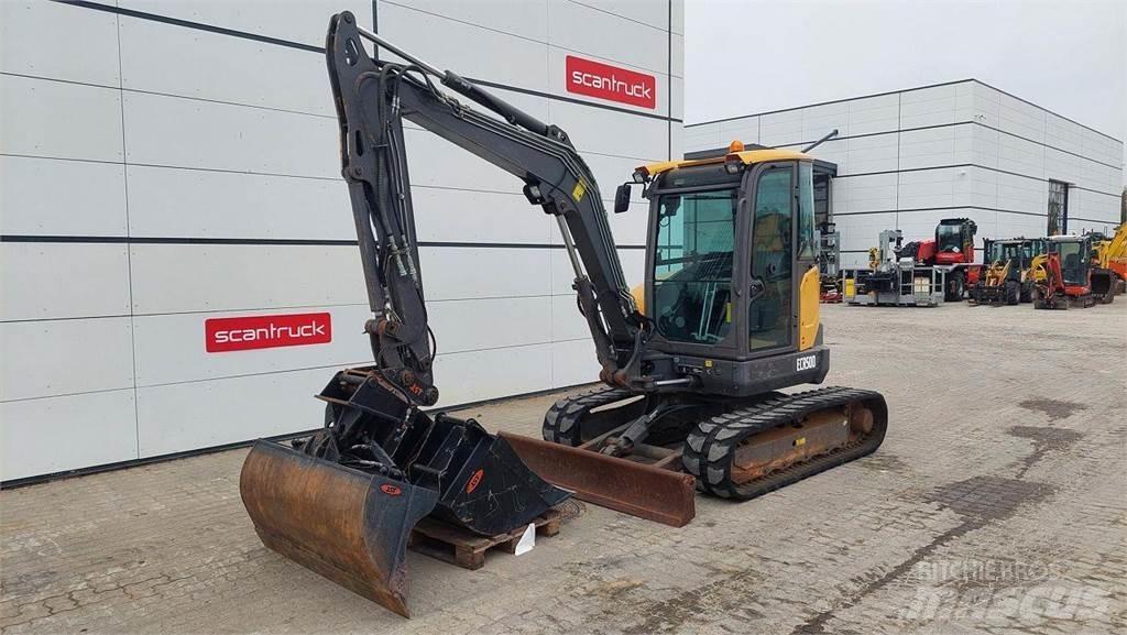 Volvo ECR50D Gumikerekes kotrók