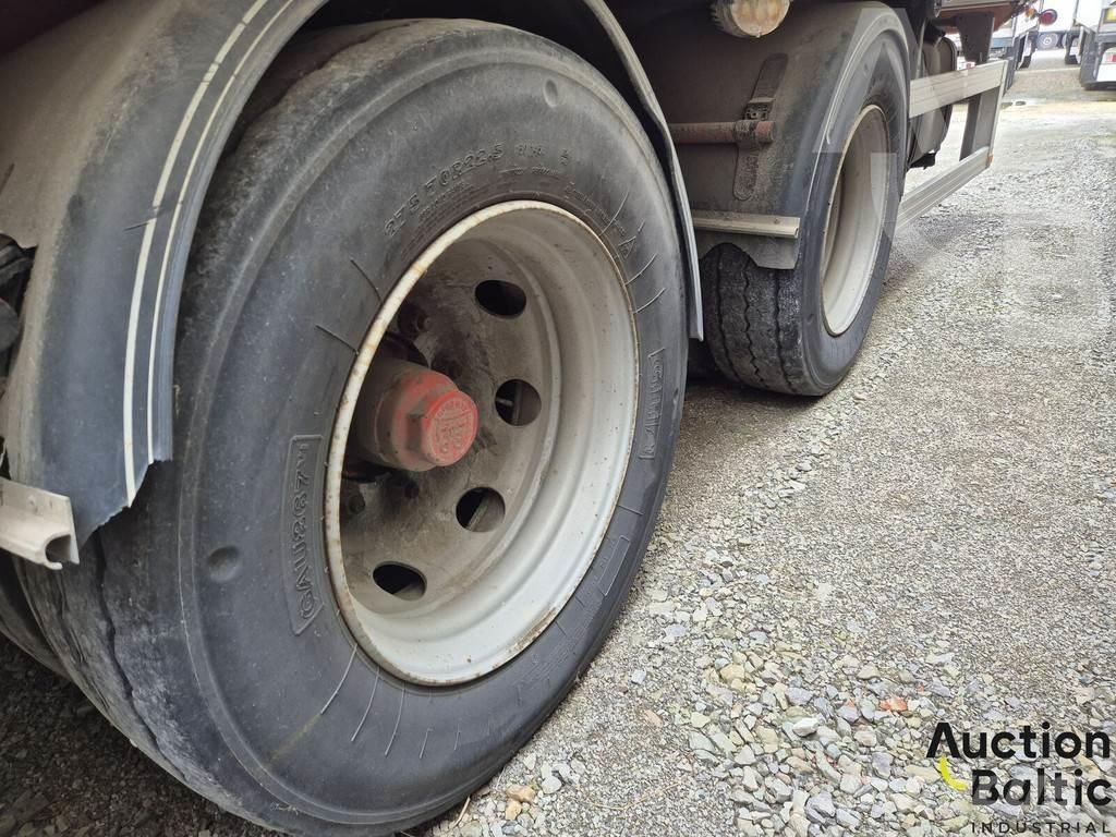HFR BUSSBYGG KK18 Dobozos pótkocsik