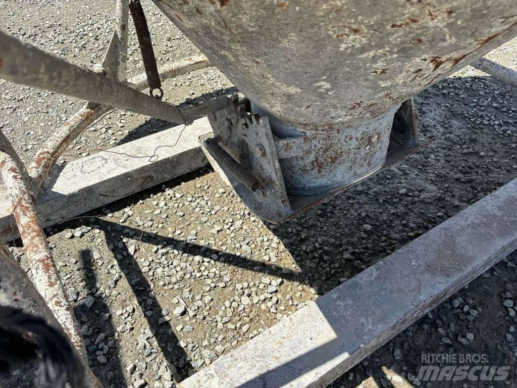 Gar-Bro 483-R Beton tartozékok