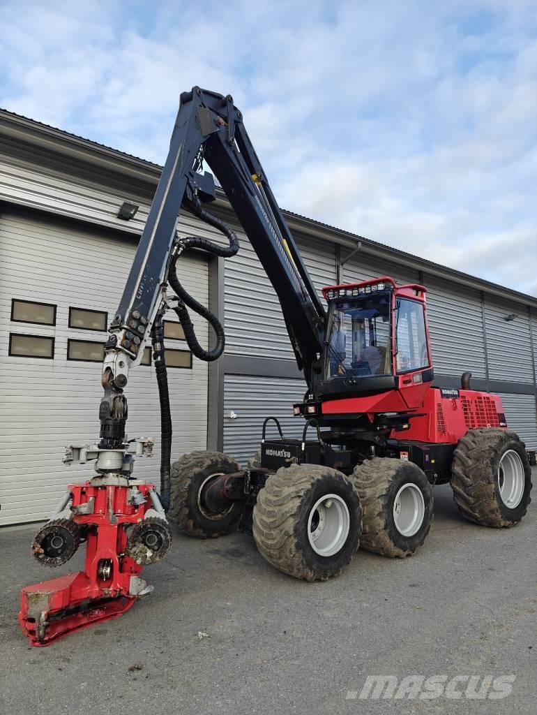 Komatsu 901 TX.1 Betakarítók