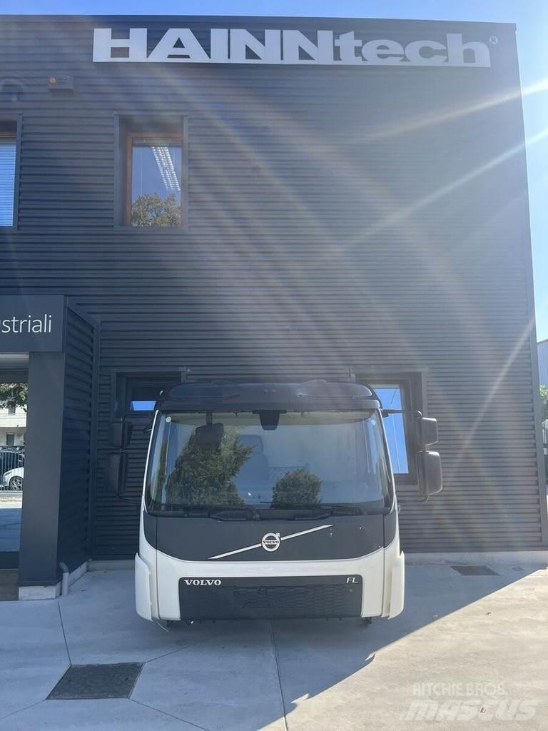 Volvo Day Cab Vezetőfülke és belső tartozékok