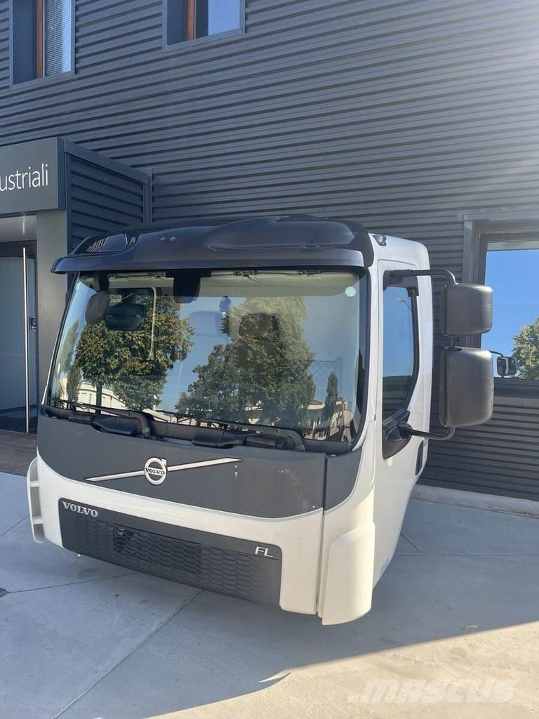 Volvo FL Vezetőfülke és belső tartozékok