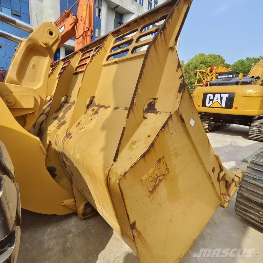 CAT 980 G Gumikerekes homlokrakodók