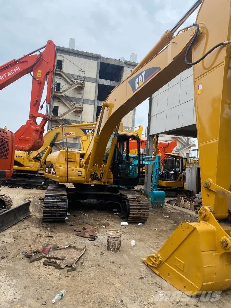 CAT 320 C L Lánctalpas kotrók