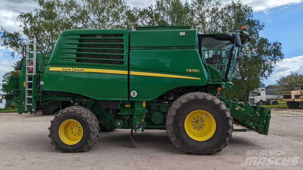 John Deere T 670 i Kombájnok