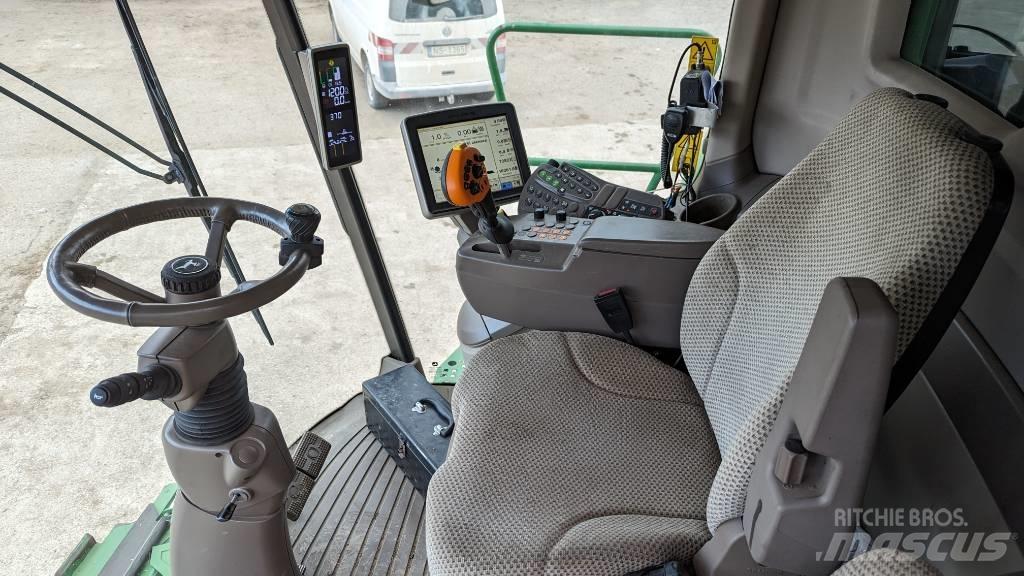 John Deere T 670 i Kombájnok