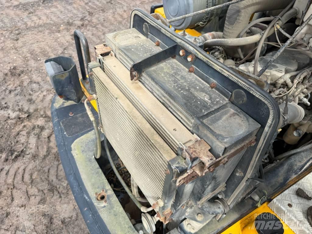 JCB 722 Csuklósdömperek