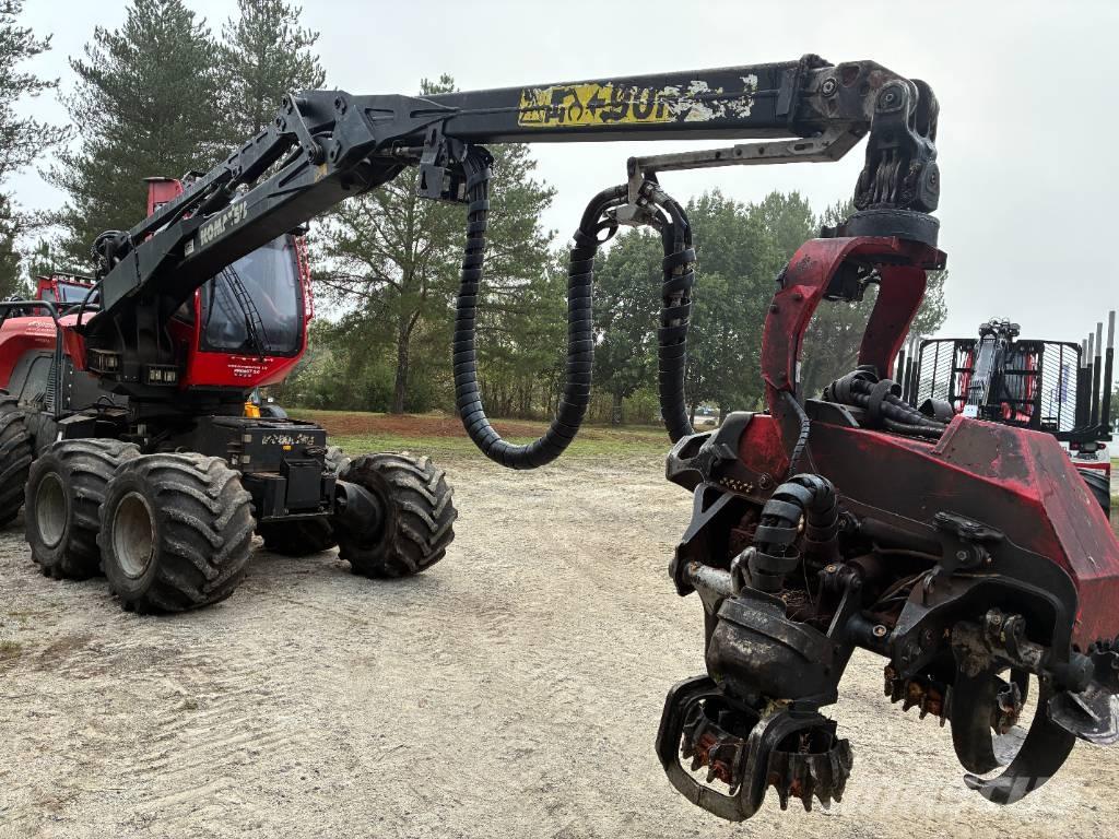 Komatsu 901 Betakarítók