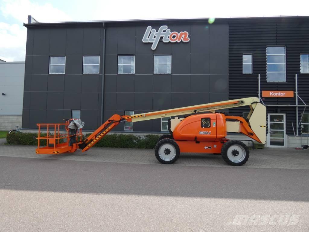 JLG 600 AJ Bomlift Karos emelők