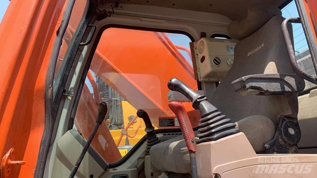 Doosan DH 300 LC-7 Lánctalpas kotrók