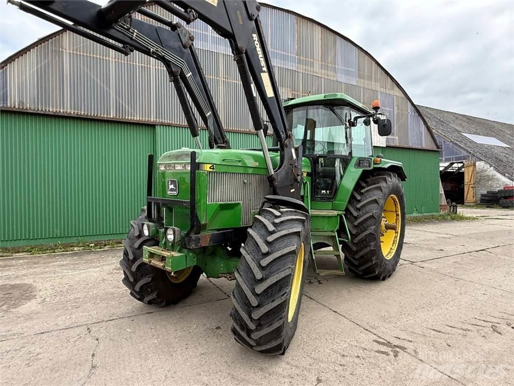 John Deere 4755 Traktorok