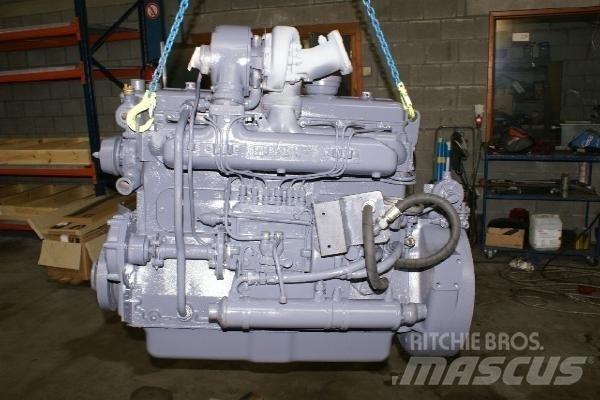 DAF DS 575 Motorok