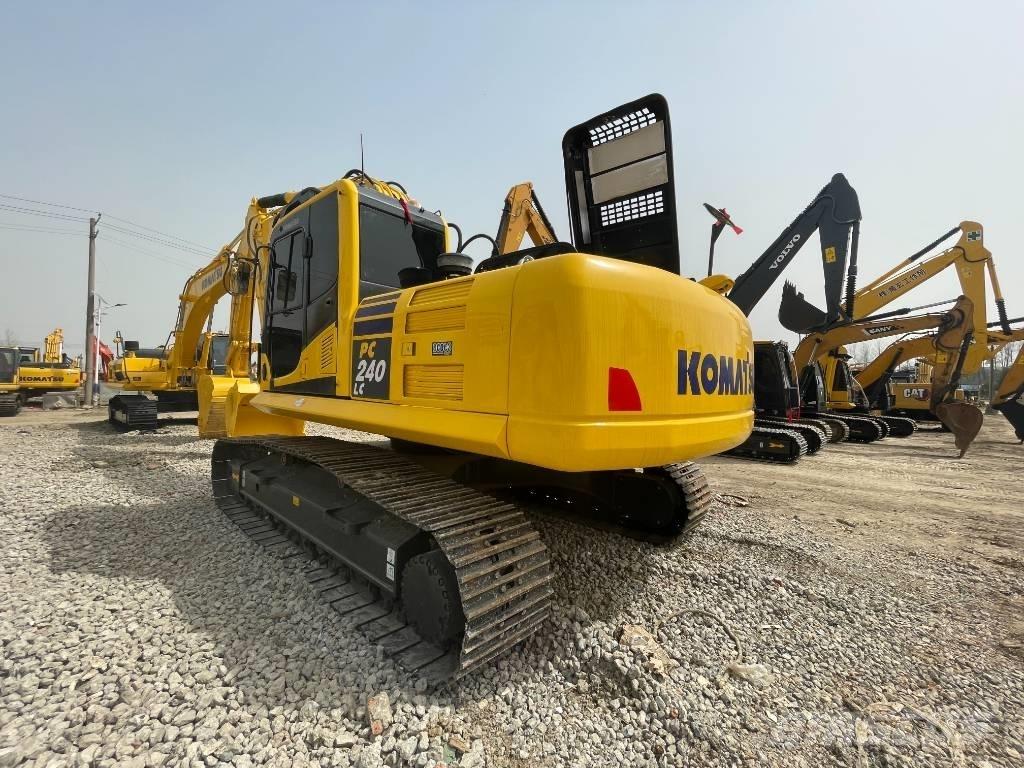 Komatsu PC 240 Lánctalpas kotrók