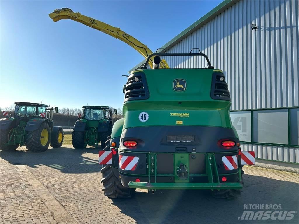 John Deere 8400i Szecskázók