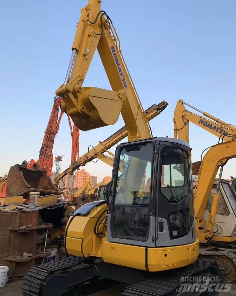Komatsu PC 78 Közepes (midi) kotrók 7 t - 12 t