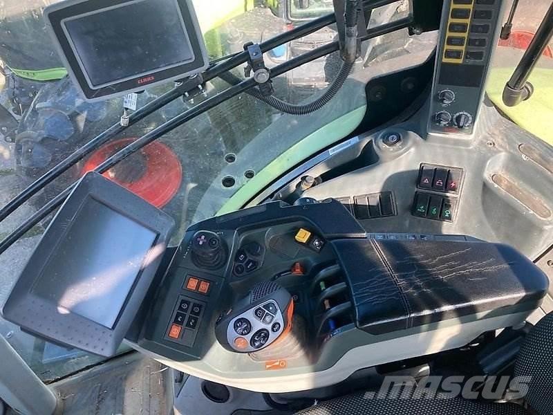 CLAAS Axion 830 Traktorok