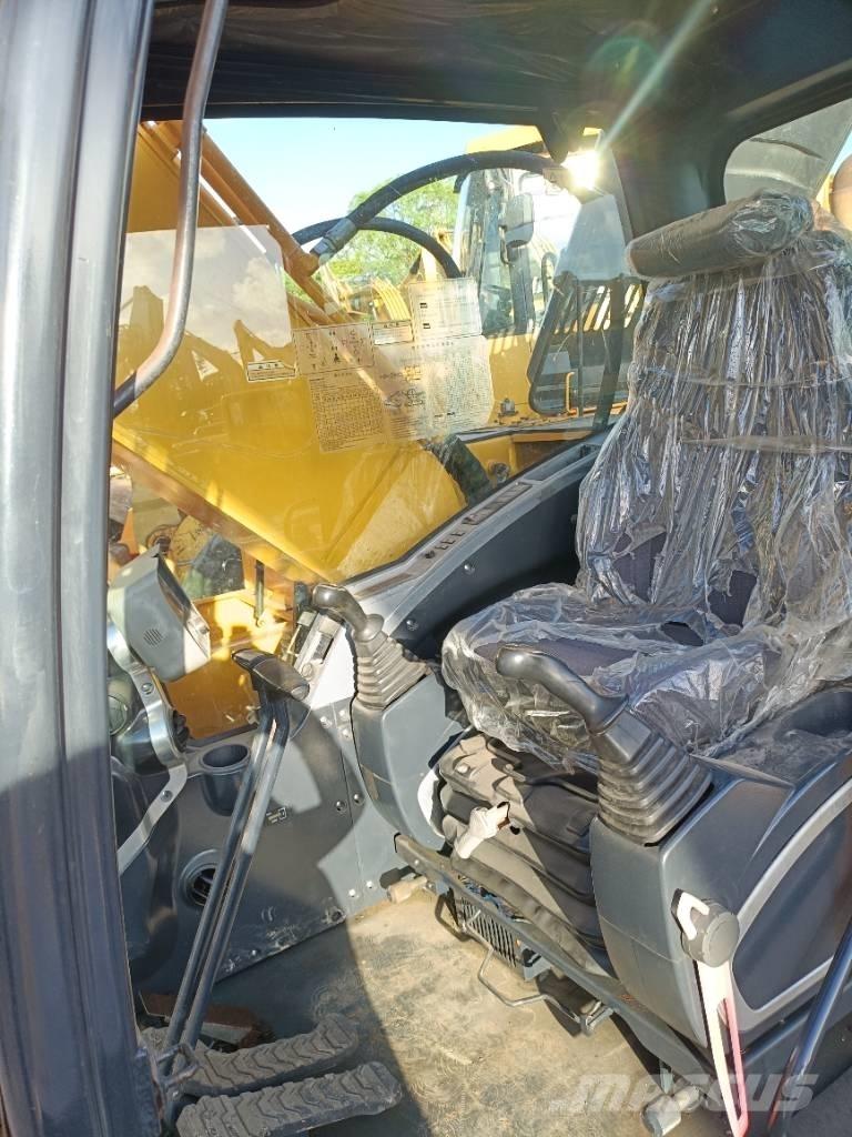 Hyundai R220LC-9S Lánctalpas kotrók