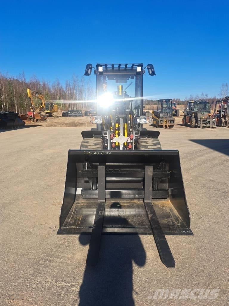 JCB 403 Univerzális rakodók