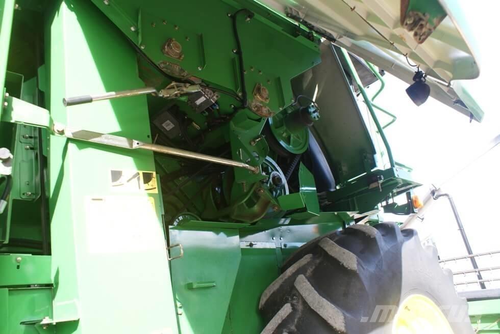 John Deere T 550 Kombájnok
