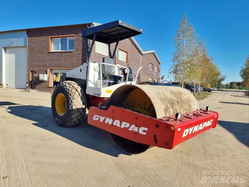 Dynapac CA 2500 Egydobos hengerek