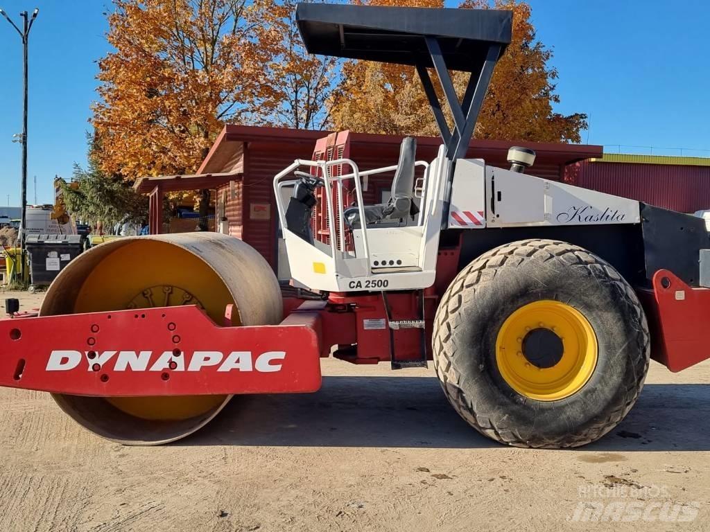 Dynapac CA 2500 Egydobos hengerek