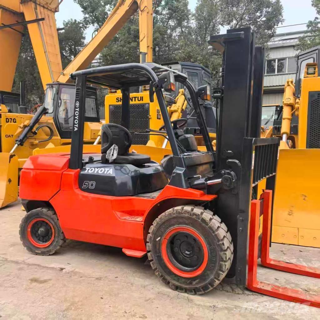 Toyota 7FD50 Dízel targoncák