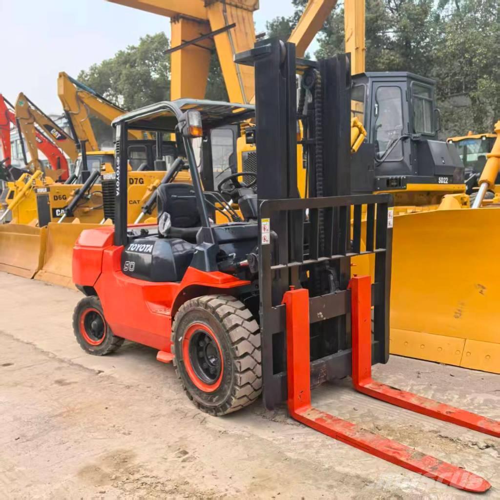 Toyota 7FD50 Dízel targoncák