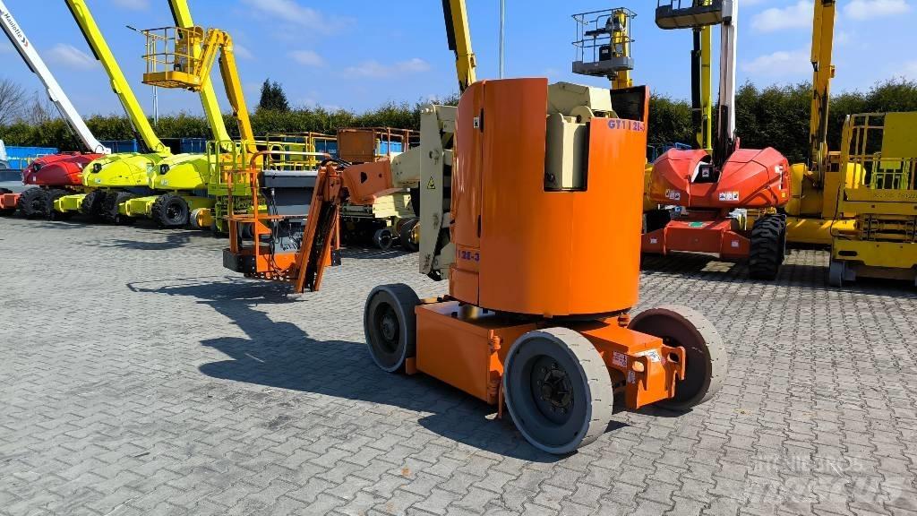 JLG E 300 AJP Karos emelők