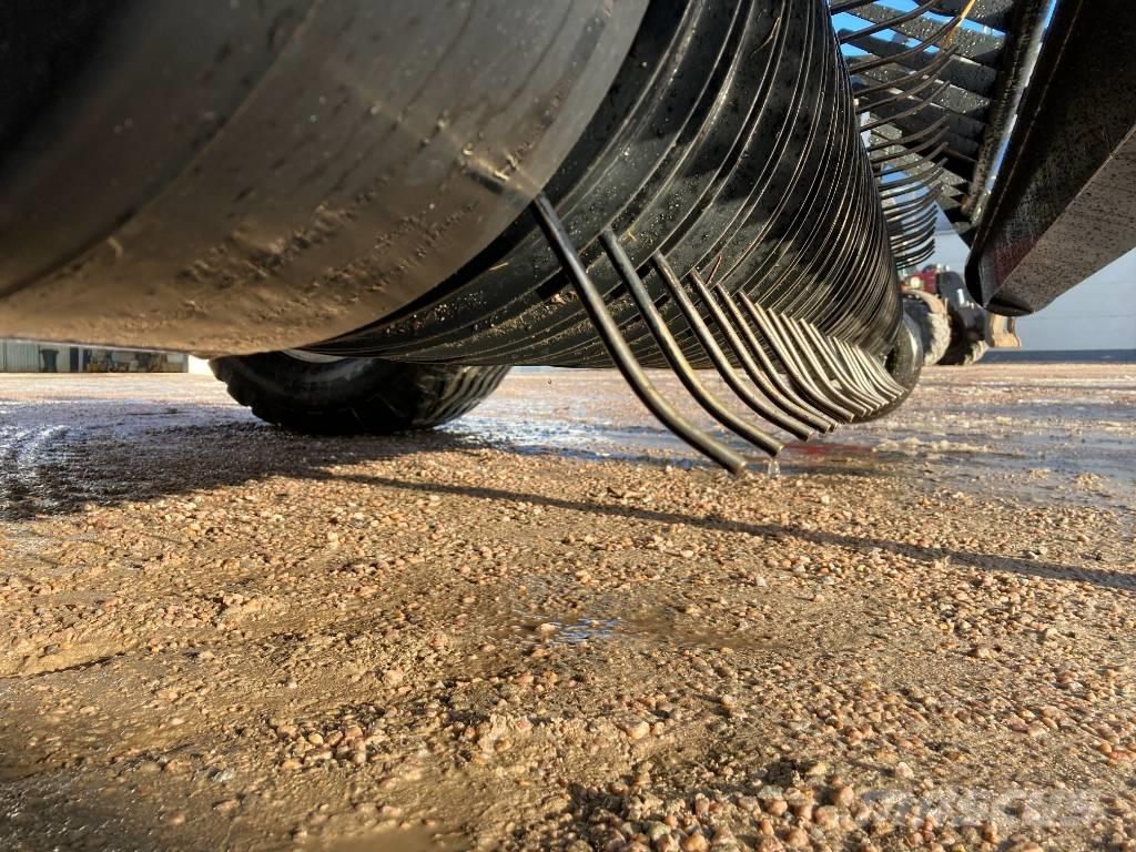 CASE RB465 Körbálázók