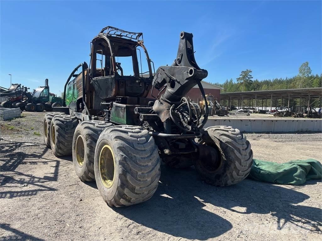 John Deere 1270E Betakarítók