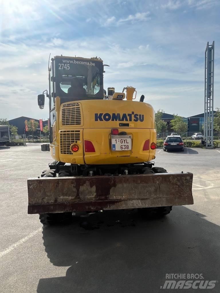 Komatsu PW98MR-10 Gumikerekes kotrók