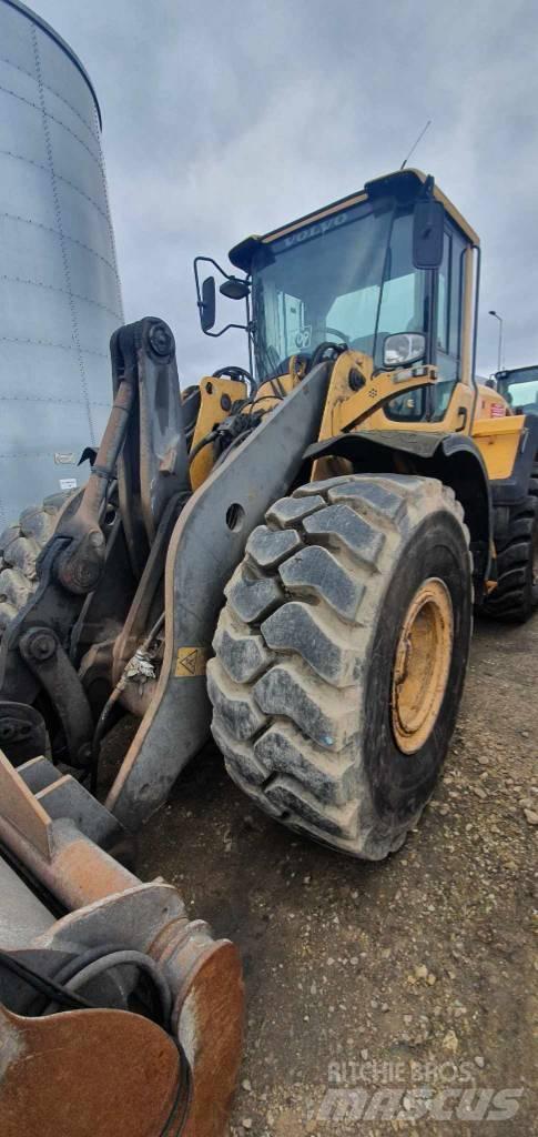 Volvo L110G Gumikerekes homlokrakodók