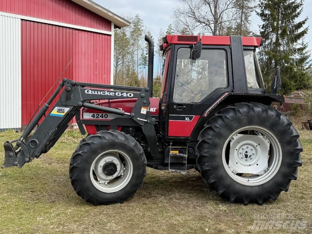 Case IH 4240 Traktorok