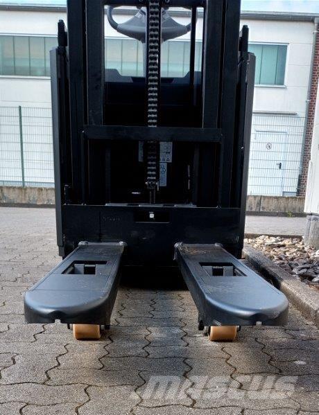 Toyota BT SWE145L Elektromos gyalogkíséretű targoncák