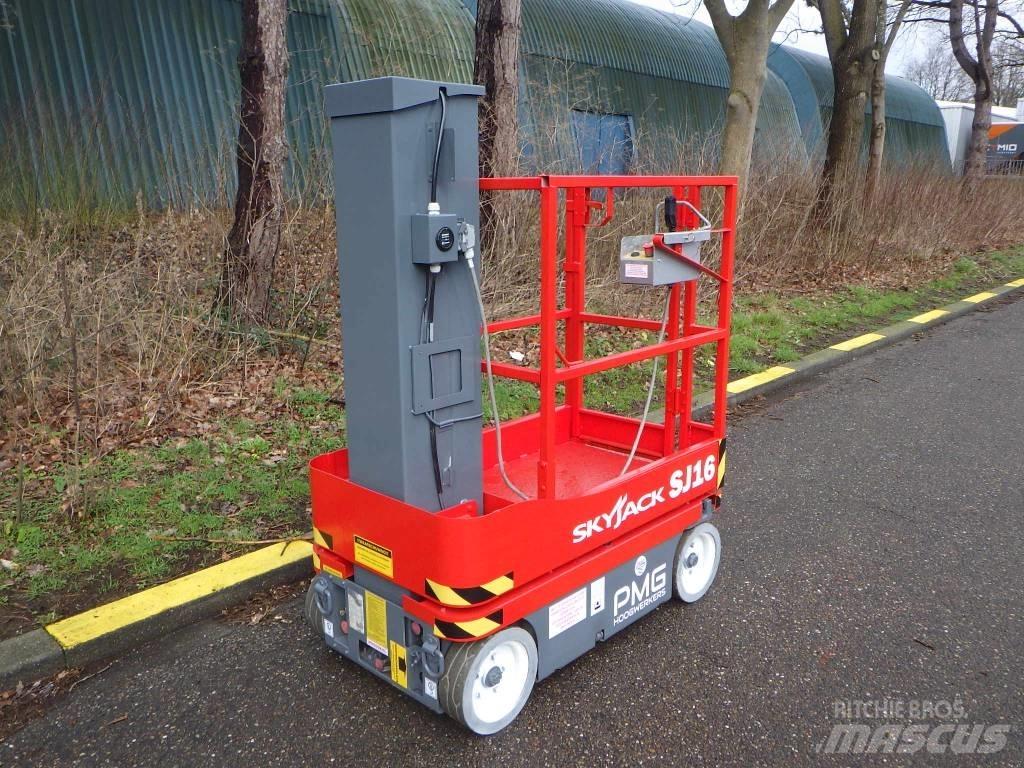 SkyJack SJ16 Személyemelők