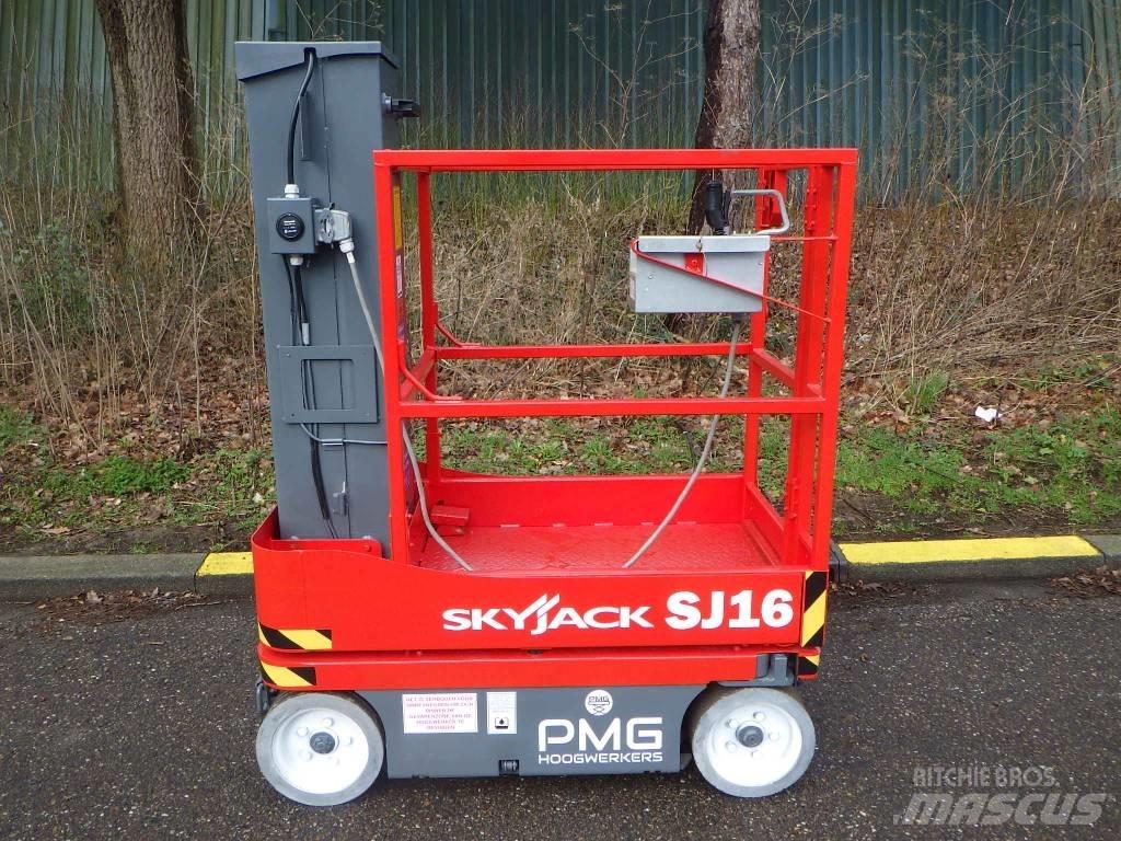 SkyJack SJ16 Személyemelők