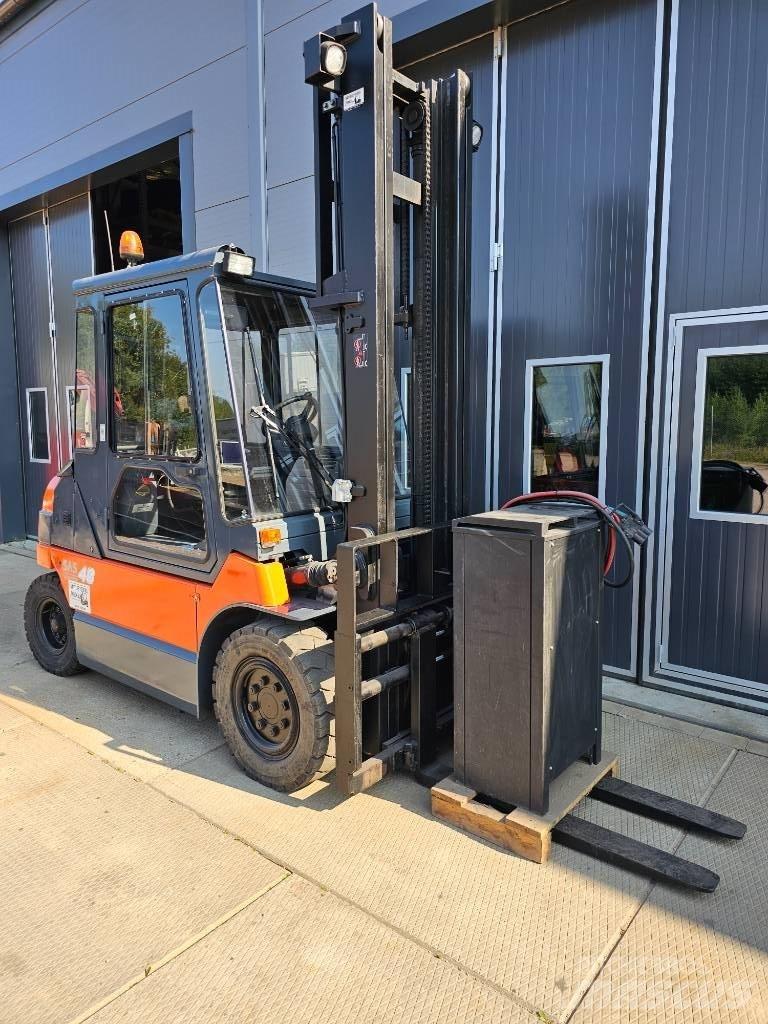 Toyota 7 FBMF 40 Elektromos targoncák