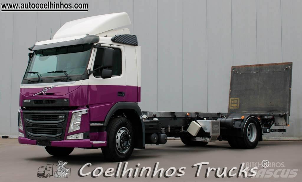 Volvo FM 330 Fülkés alváz