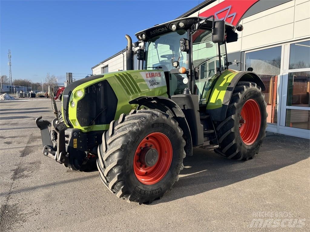 CLAAS Arion 640 Traktorok
